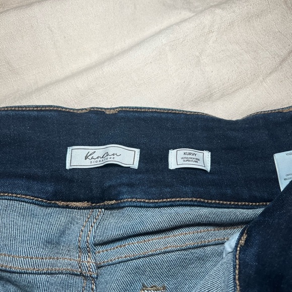 KANCAN SIGNATURE KURVY ULTRA HIGH RISE SUPER FLARE - Picture 3 of 8